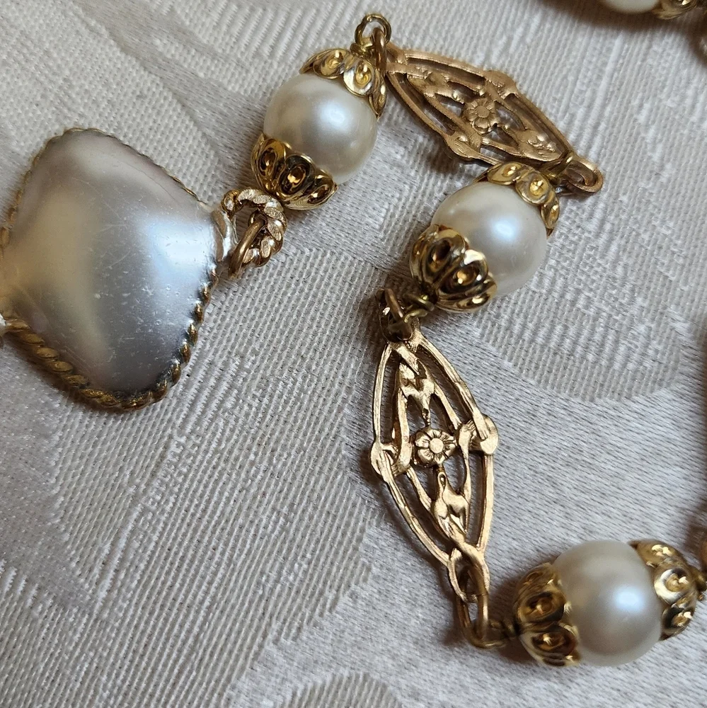 ONE-OF-A-KIND 1950s CHANEL BAROQUE PEARL & GILT FILIGREE SAUTOIR NECKLACE